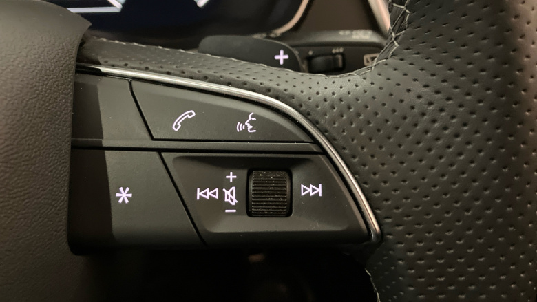 Audi Q5 40 TDI Quattro S Line 5dr S Tronic Diesel Estate